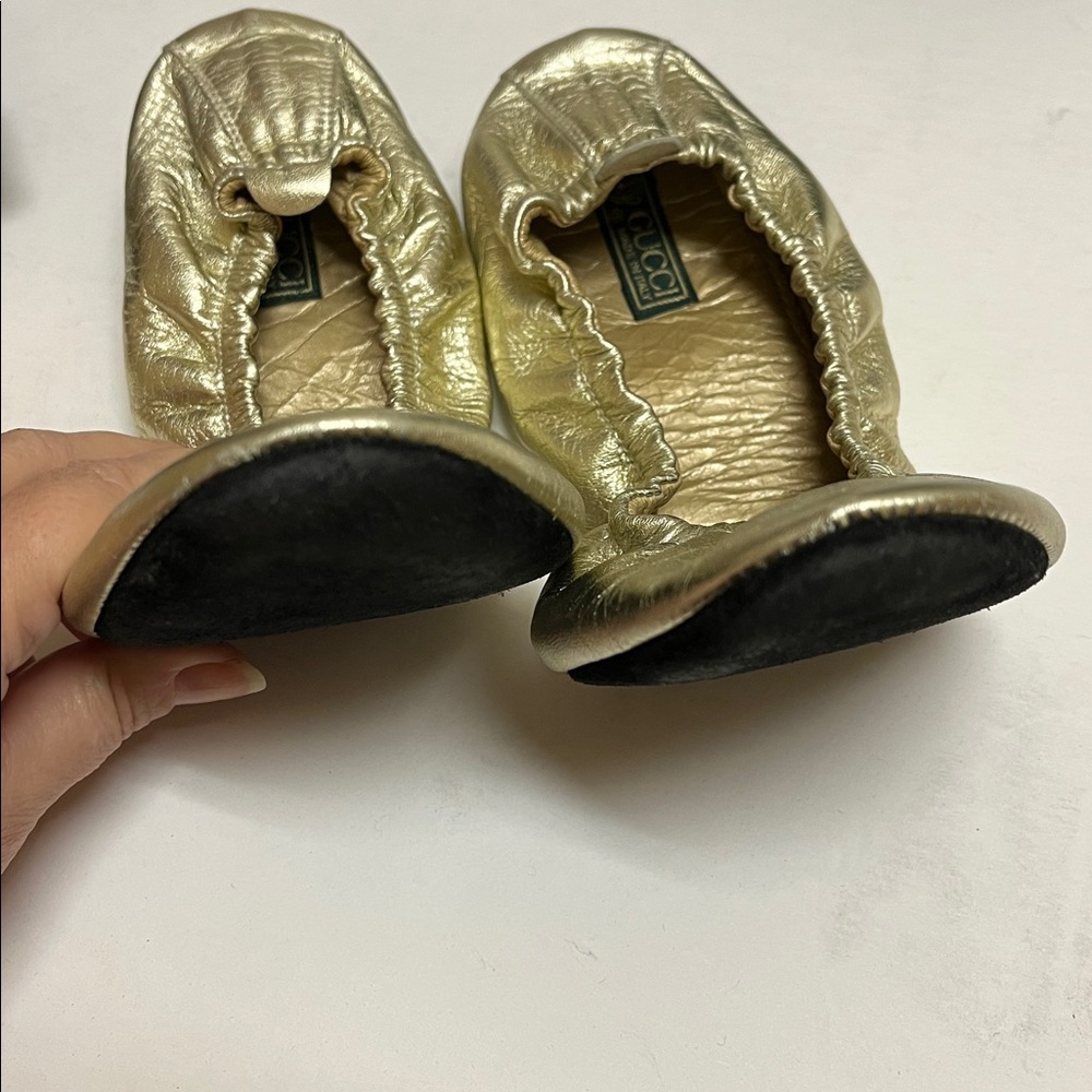 RARE Gucci Gold calfskin metallic Flats - Picture 8 of 15